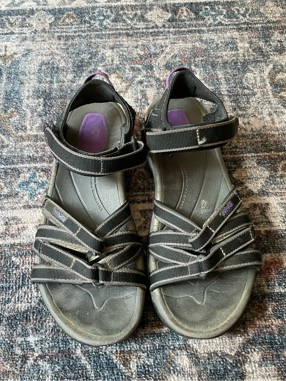 💜Teva sandals💜 - Picture 1 of 5